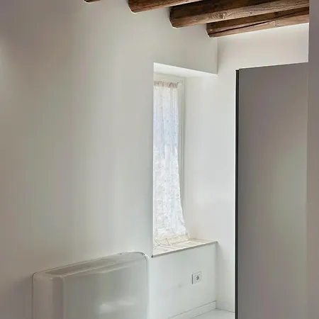 Apartment Parisi - Fiera Luxury Golosine 2 *