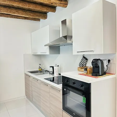 Apartment Parisi - Fiera Luxury Golosine 2 Verona