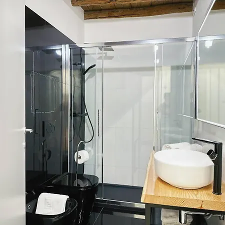 Apartmán Parisi Fiera Golosine 2 - Free Parking